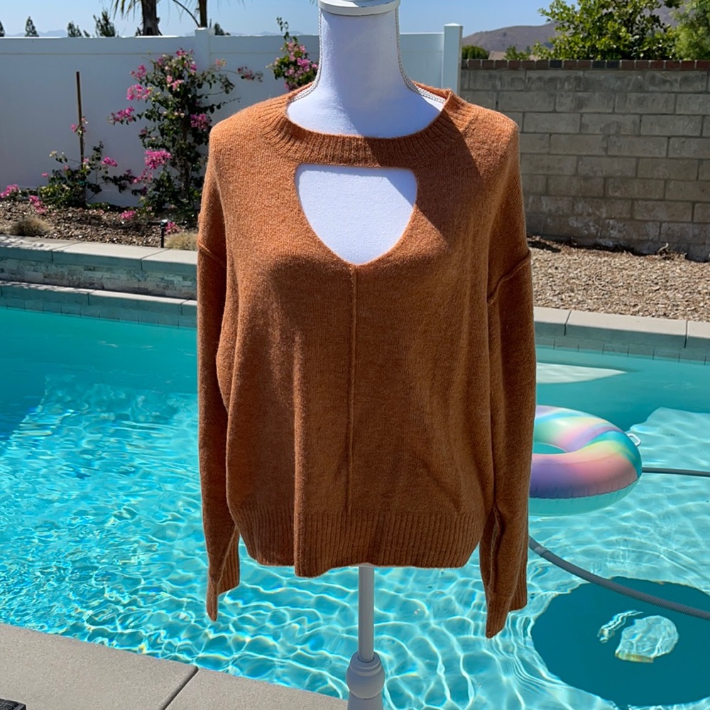 Billabong Sweater-perfect if you’re a med or lrg